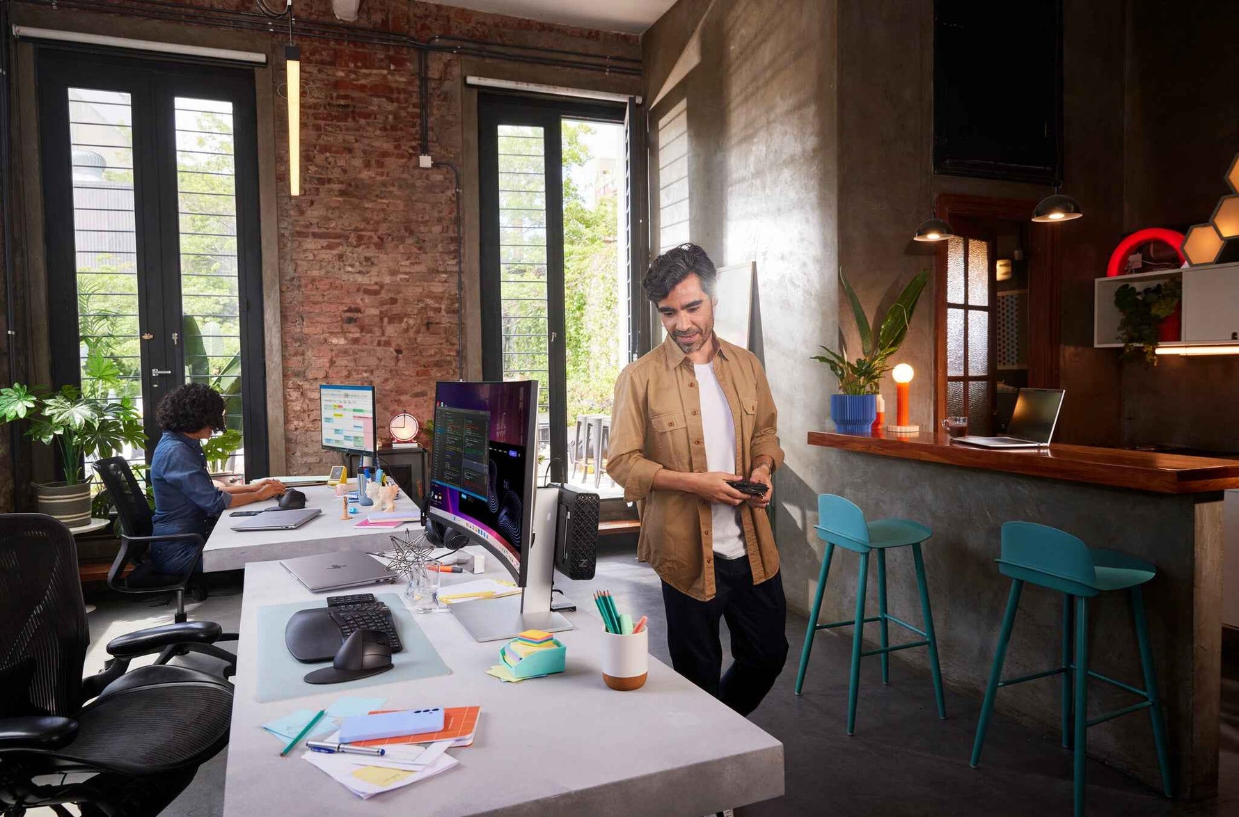 HP ZBook Power G11 A AMD Ryzen™ 9 8945HS Mobiel werkstation 40,6 cm (16") WQXGA 64 GB DDR5-SDRAM 1 TB SSD NVIDIA RTX 2000 Ada Wi-Fi 6E (802.11ax) Windows 11 Pro AI PC Grijs