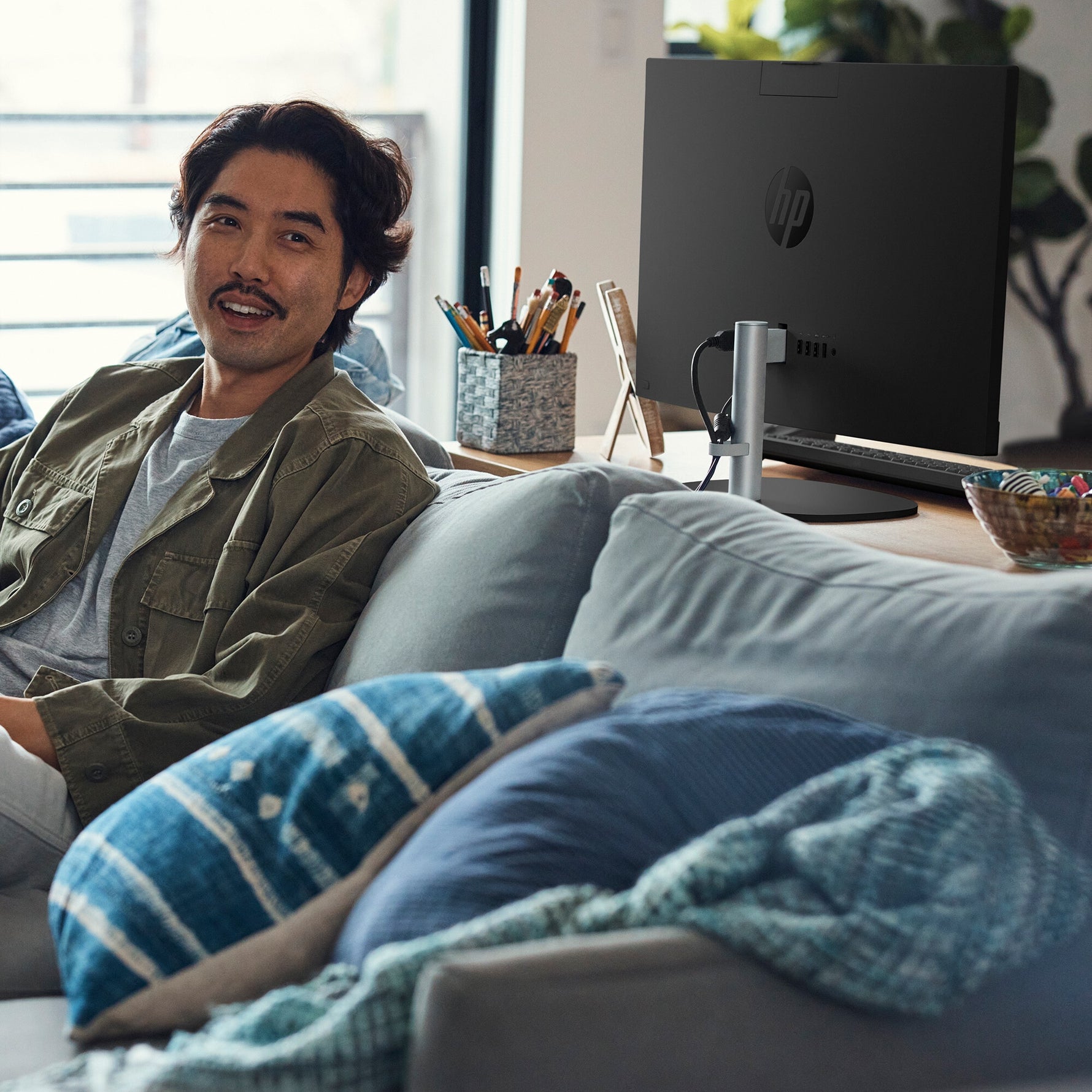 HP 24-cr0055nd Intel® Core™ i5 i5-1335U 60,5 cm (23.8