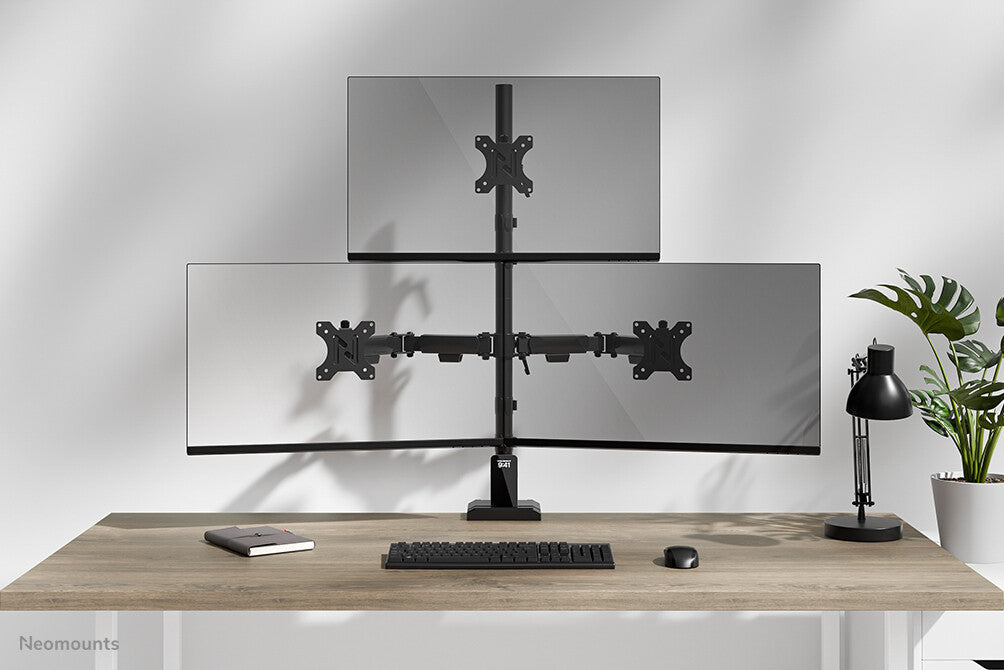Neomounts DS60-600BL2-1 Monitorarm voor drie schermen 10-32"
