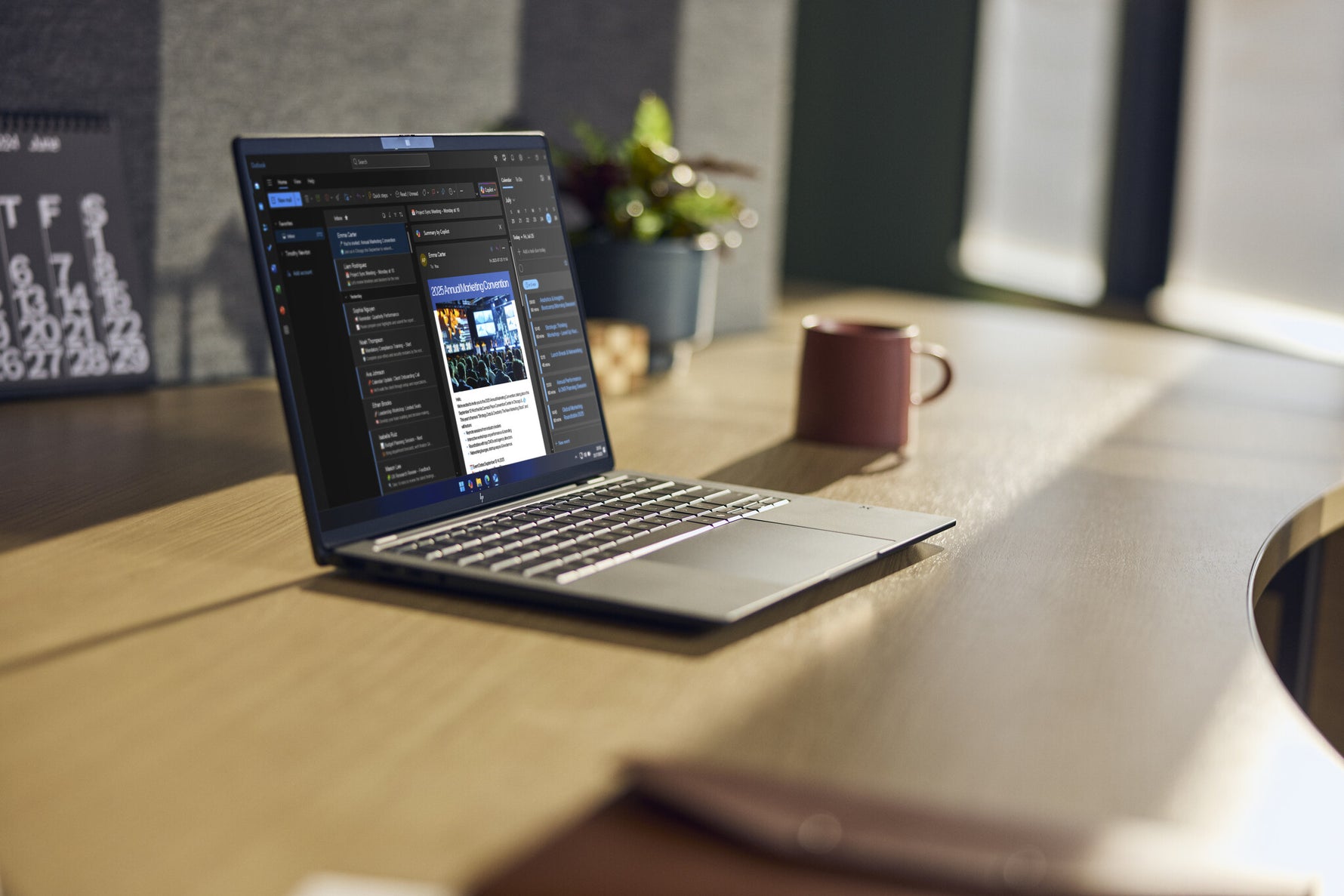 HP EliteBook X G2i 14 Next Gen AI PC Copilot+ PC Intel Core Ultra 7 356H Laptop 35,6 cm (14") 3K 32 GB LPDDR5x-SDRAM 512 GB SSD Wi-Fi 7 (802.11be) Windows 11 Pro Blauw AZERTY