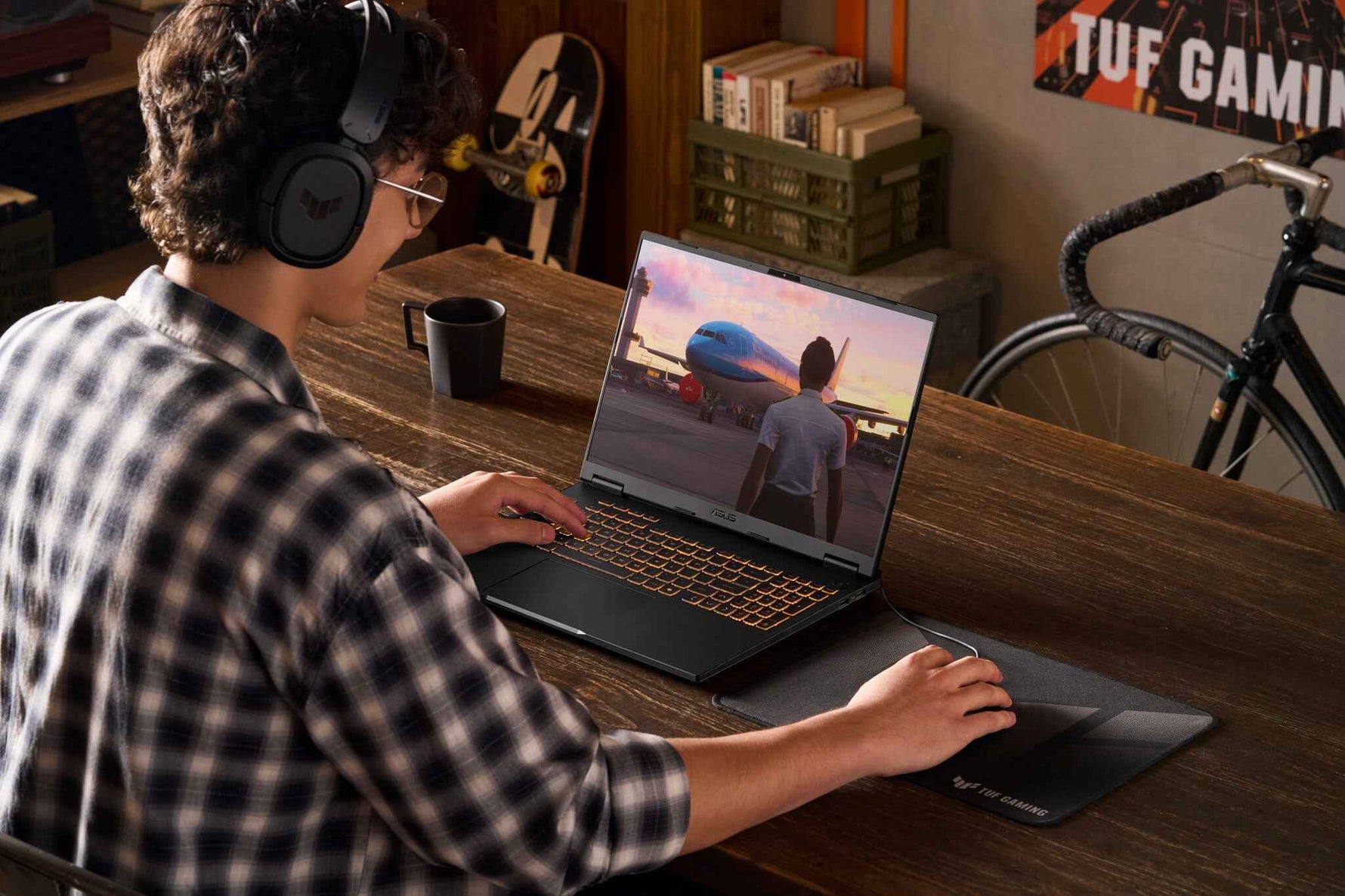 ASUS TUF Gaming F16 FX608JPR-QT014W Intel® Core™ i7 i7-14650HX Laptop 40,6 cm (16") WQXGA 32 GB DDR5-SDRAM 1 TB SSD NVIDIA GeForce RTX 5070 Wi-Fi 6E (802.11ax) Windows 11 Home Nederlands Zwart, Grijs