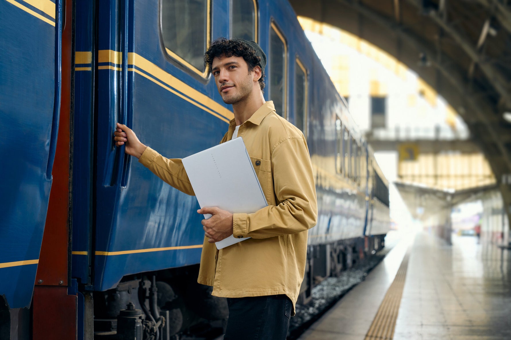 ASUS Vivobook S 15 S5507QA-MA006W Qualcomm Snapdragon X1E-78-100 Laptop 39,6 cm (15.6