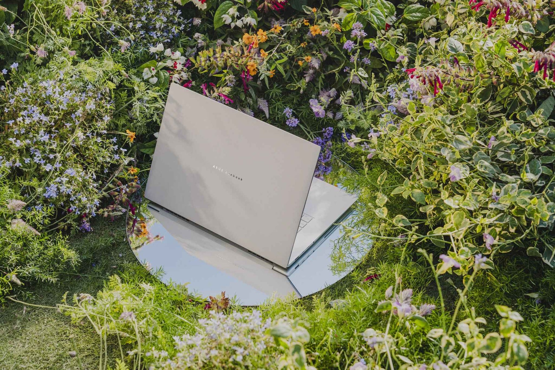 ASUS Zenbook S16 UM5606GA-SS180W Copilot+ PC AMD Ryzen AI 9 465 Laptop 40,6 cm (16") 3K 32 GB LPDDR5x-SDRAM 1 TB SSD Wi-Fi 7 (802.11be) Windows 11 Home Nederlands Grijs