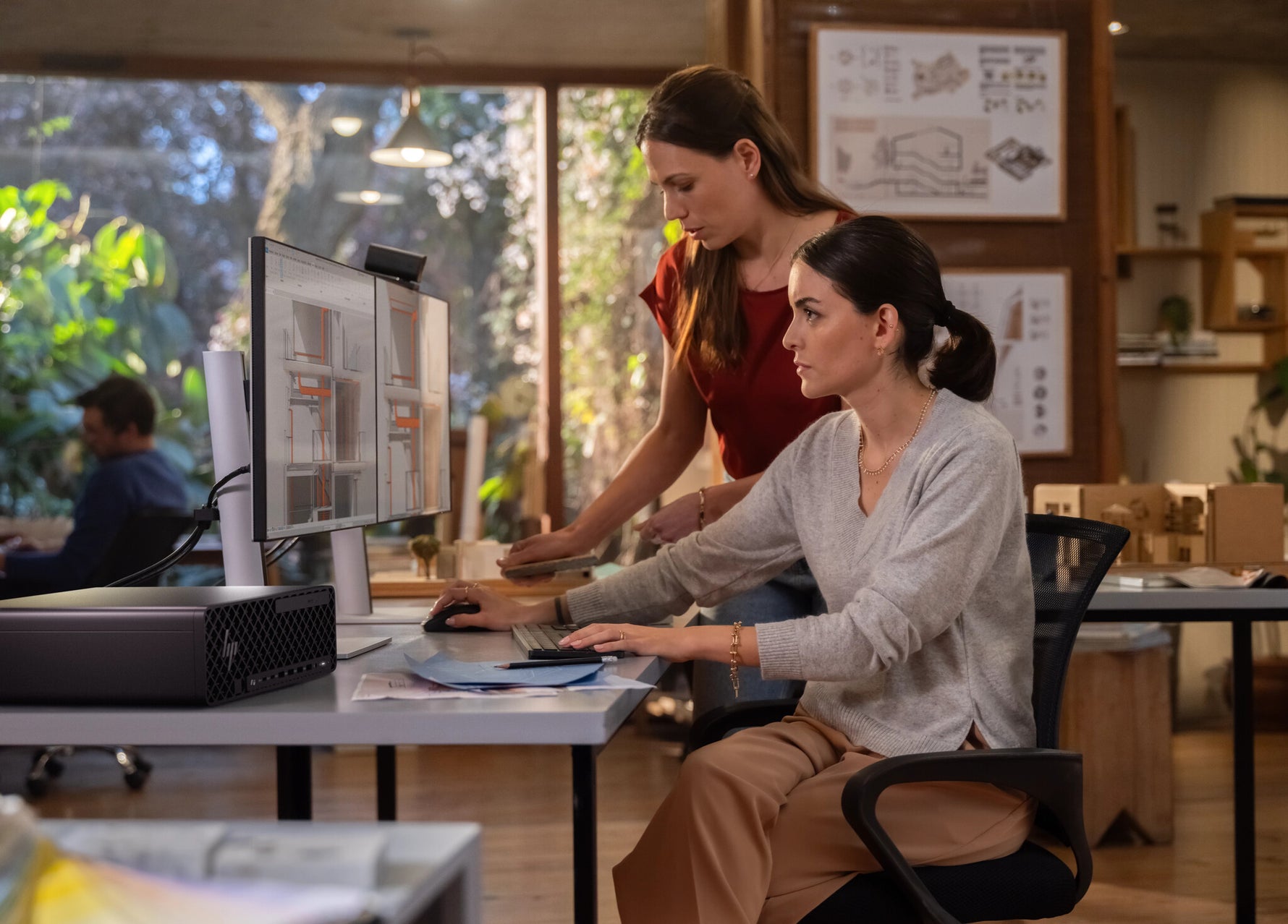 HP Z2 SFF G1i Intel Core Ultra 7 265 16 GB DDR5-SDRAM 512 GB SSD Windows 11 Pro Workstation AI Workstation, AI PC Zwart