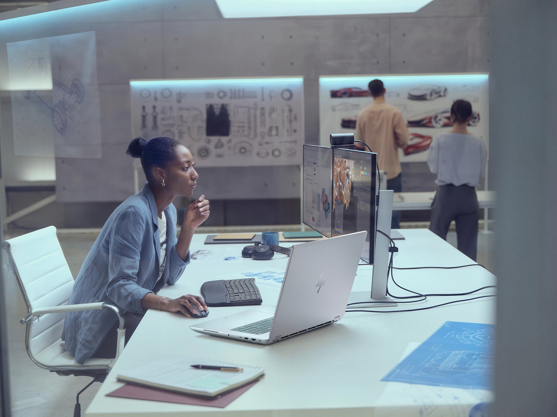 HP ZBook Fury G1i 18 Intel Core Ultra 7 255HX Mobiel werkstation 45,7 cm (18") WQXGA 32 GB DDR5-SDRAM 1 TB SSD NVIDIA RTX PRO 1000 Blackwell Wi-Fi 7 (802.11be) Windows 11 Pro AI Workstation, AI PC Zilver