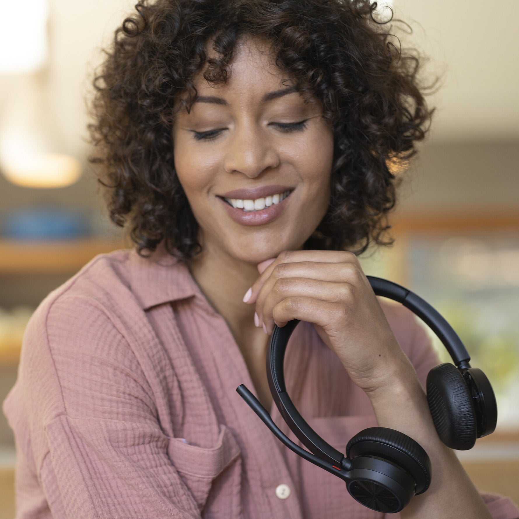 HP Poly Voyager 4320 USB-A Headset + BT700 dongle
