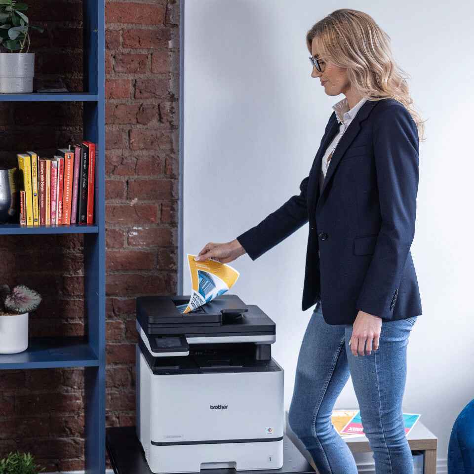 Brother MFC-L8730CDW multifunctionele printer Laser A4 2400 x 600 DPI 31 ppm Wifi