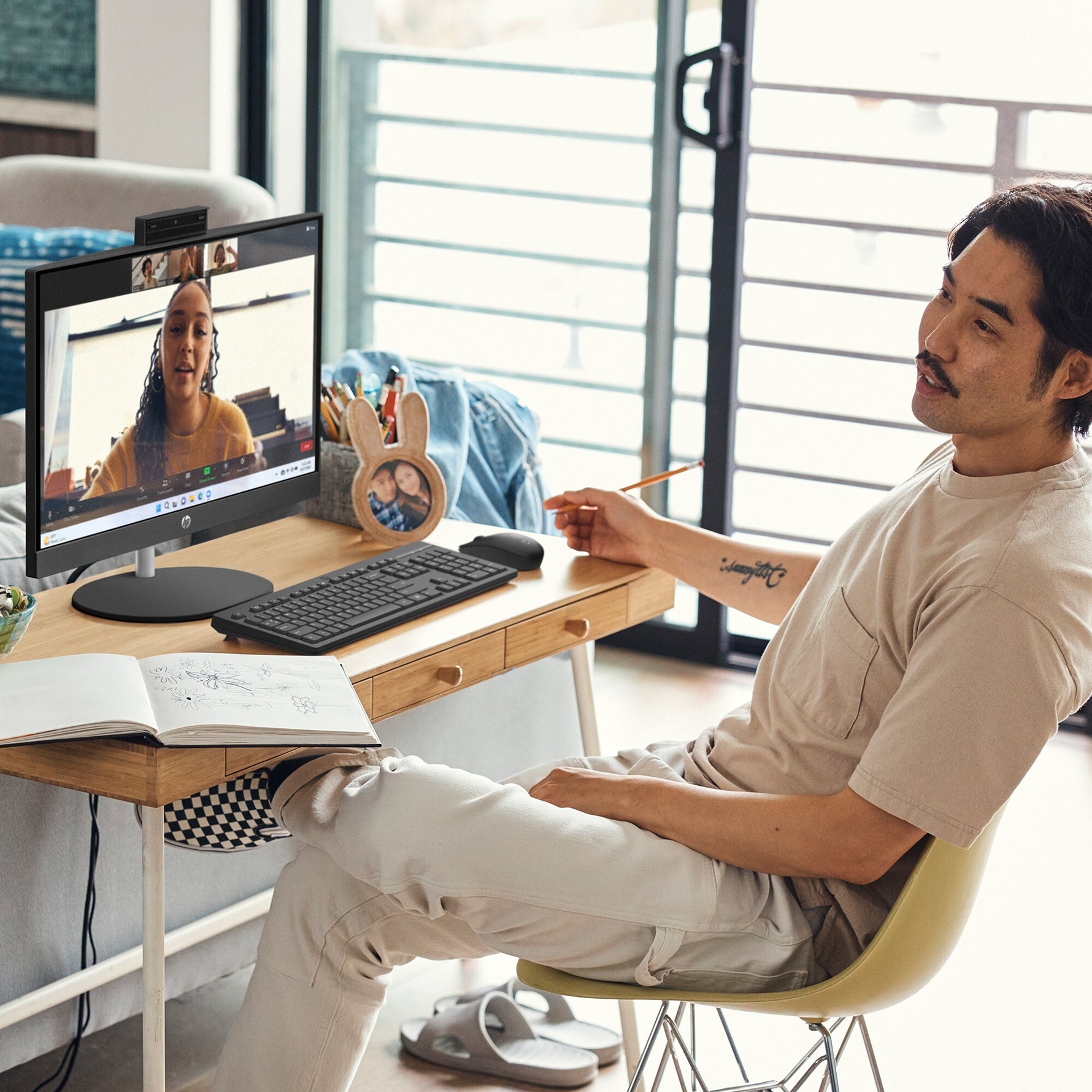 HP 24-cr0055nd Intel® Core™ i5 i5-1335U 60,5 cm (23.8