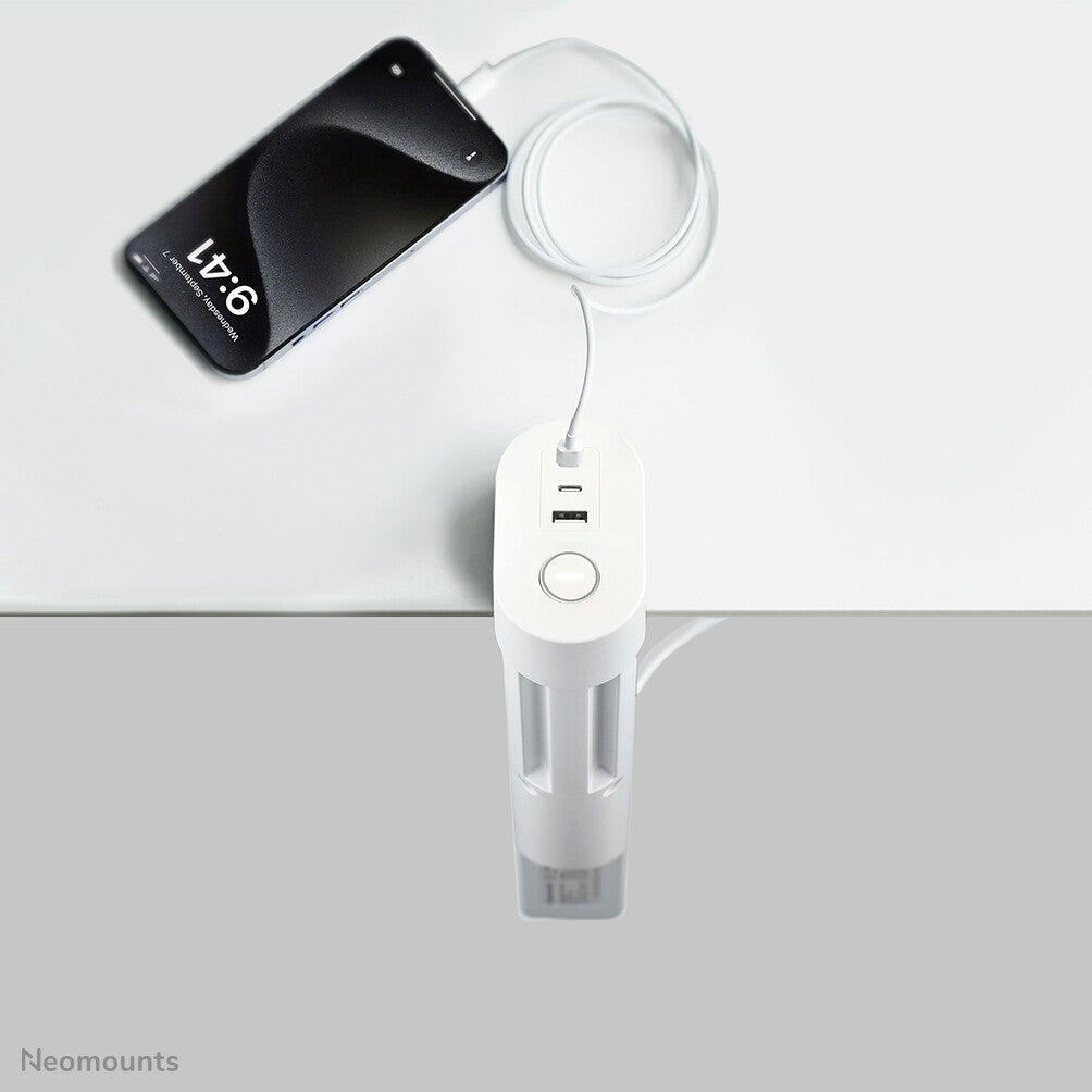 Neomounts DS22-840WH6 Bureaucontactdoos met klem en USB-C en USB-A poorten - Quick-charge
