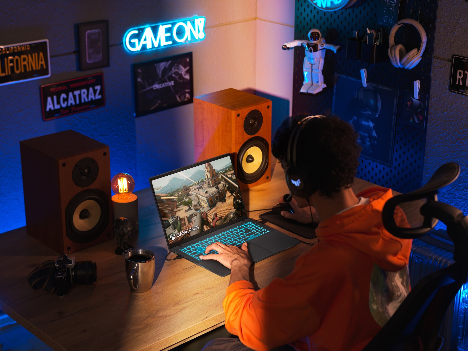 ASUS V16 FX3607VM-RP078WS Intel Core 7 240H Laptop 40,6 cm (16