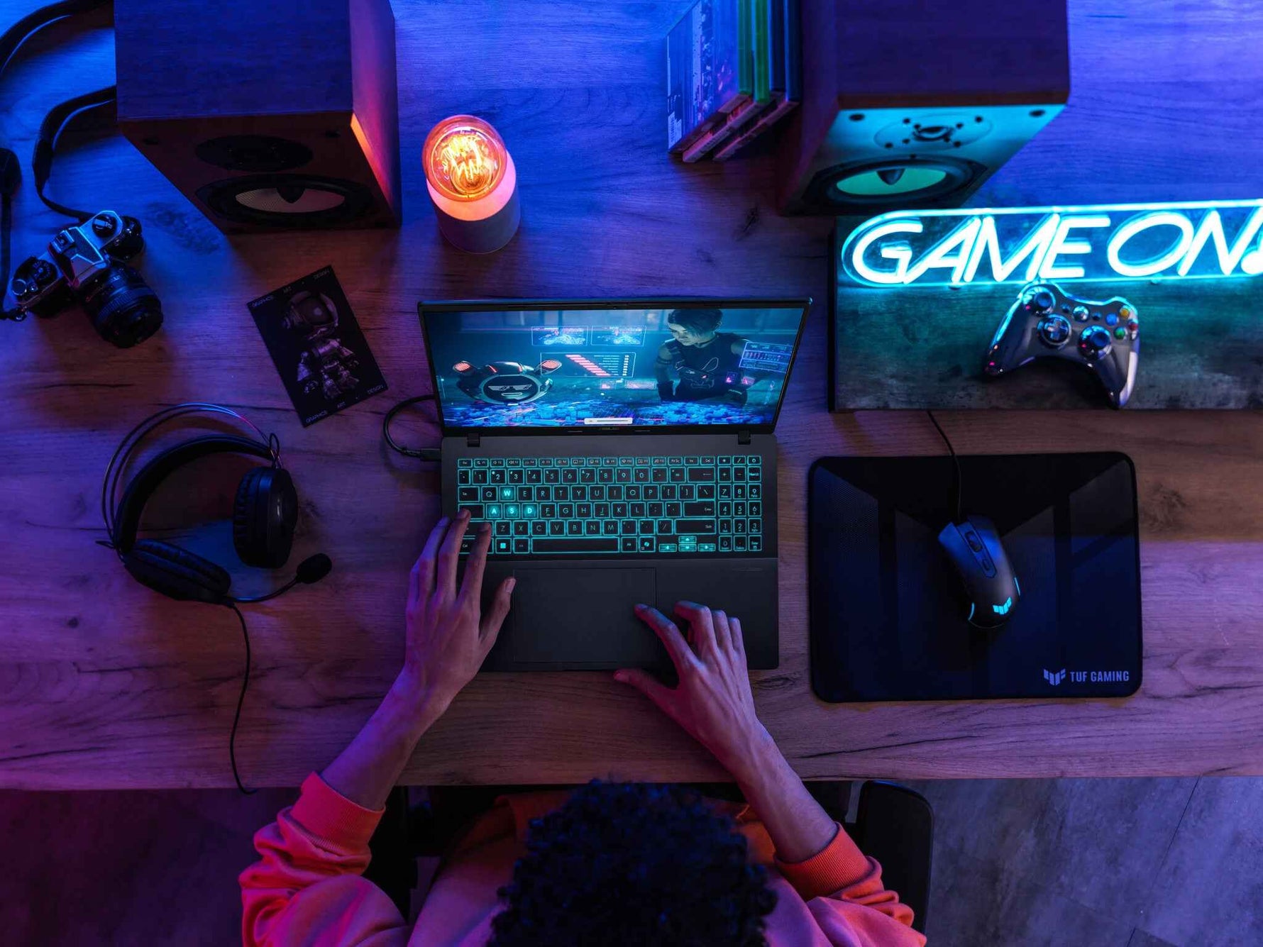 ASUS V16 FX3607VP-RP061W Intel Core 7 240H Laptop 40,6 cm (16") WUXGA 16 GB DDR5-SDRAM 1 TB SSD NVIDIA GeForce RTX 5070 Wi-Fi 6 (802.11ax) Windows 11 Home Nederlands Zwart